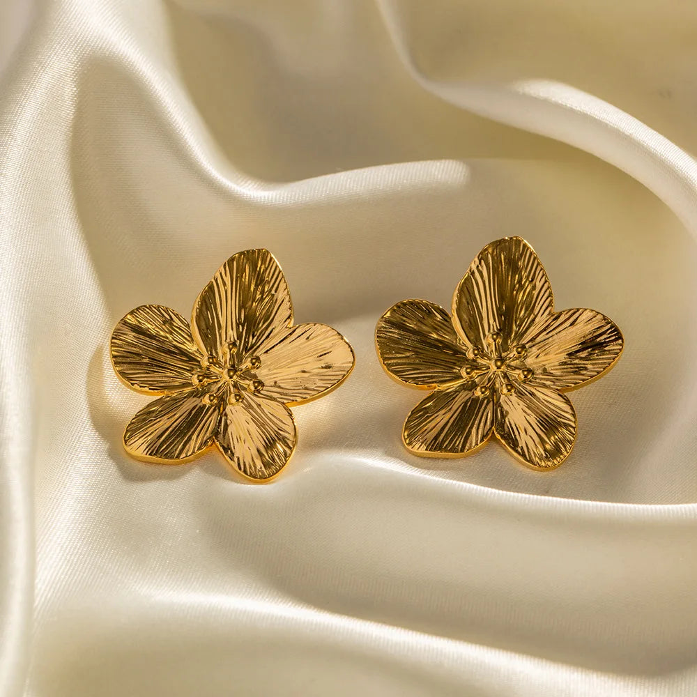 Mixed earrings