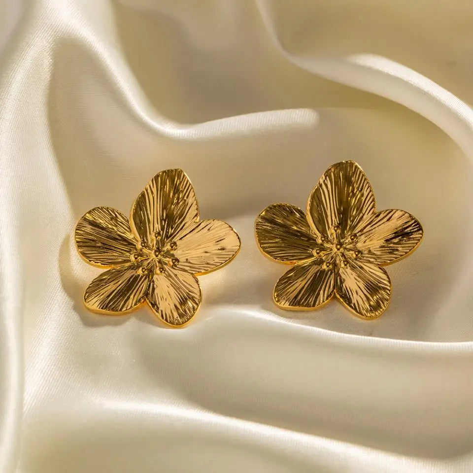 Mixed earrings